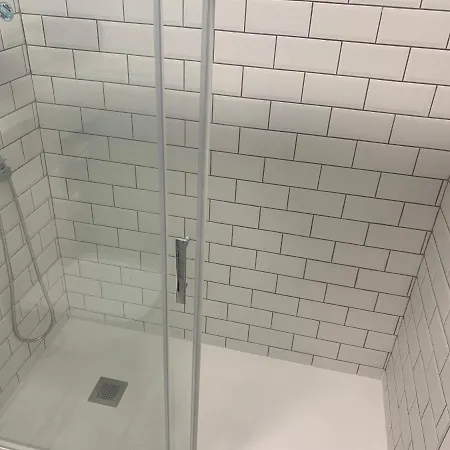 L'apartement D'odine * טראגונה